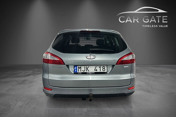 Ford Mondeo 5 of 30
