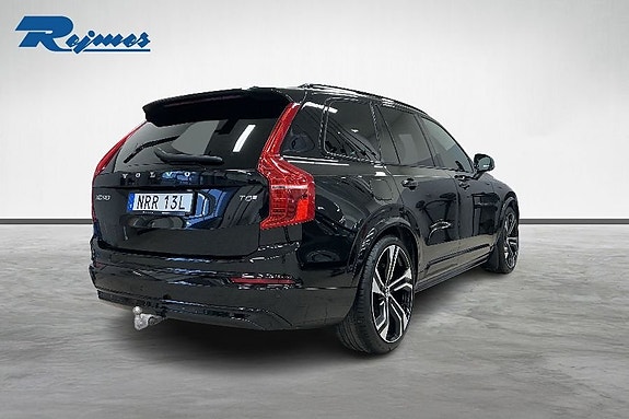 Volvo XC90 17 of 18
