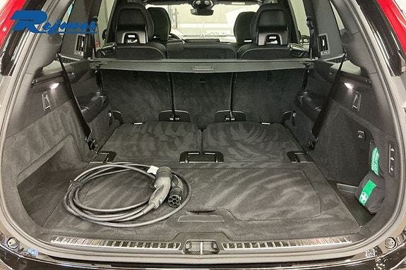 Volvo XC90 14 of 18