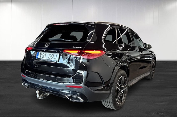Mercedes-Benz GLC300 e 4 of 20
