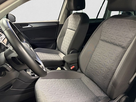 Volkswagen Tiguan 7 of 14