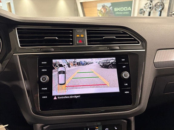 Volkswagen Tiguan 14 of 14
