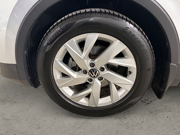 Volkswagen Tiguan 6 of 14