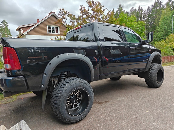 RAM 1500 5 of 8