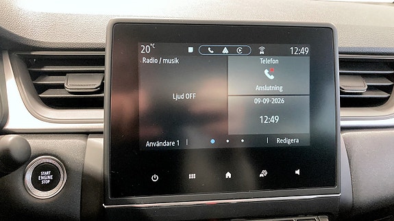 Renault Captur 12 of 16
