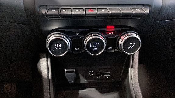 Renault Captur 16 of 16