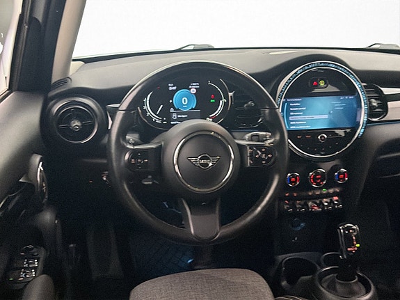 MINI Cooper 11 of 30