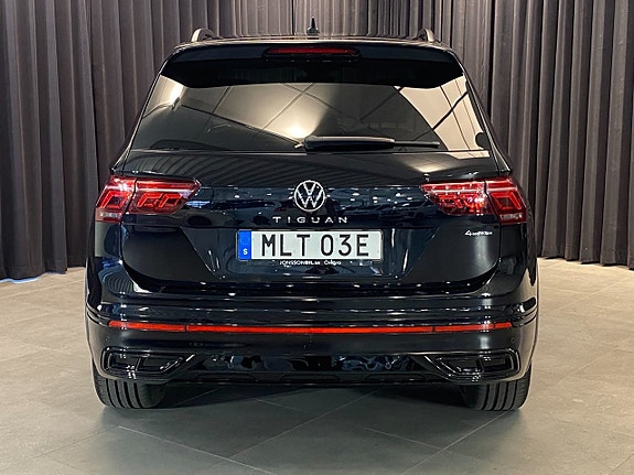 Volkswagen Tiguan 2 of 30