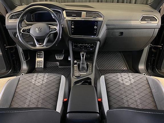 Volkswagen Tiguan 6 of 30