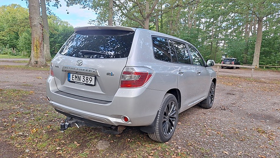 Toyota Highlander 4 of 14
