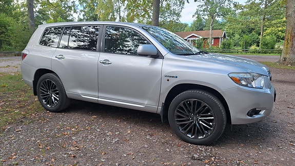 Toyota Highlander 7 of 14