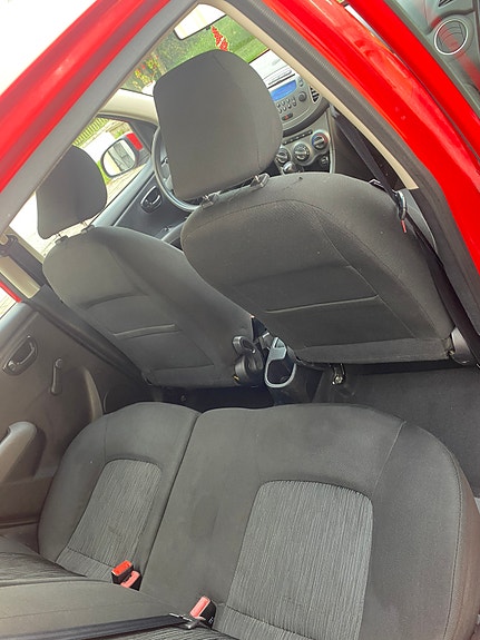 Hyundai i10 5 of 6