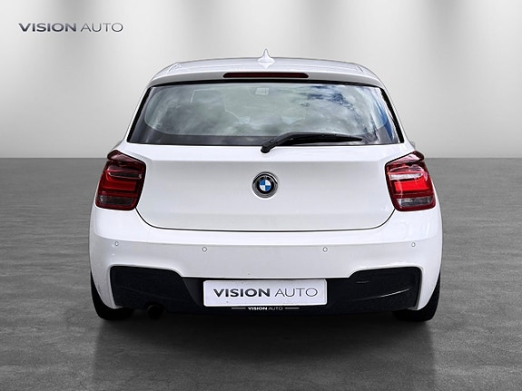 BMW 116i 6 of 25