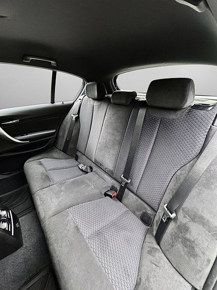 BMW 116i 18 of 25