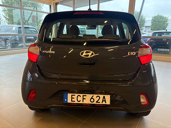 Hyundai i10 5 of 18