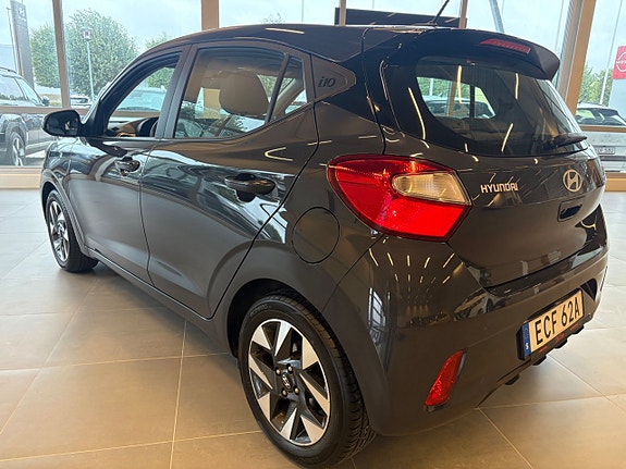 Hyundai i10 6 of 18