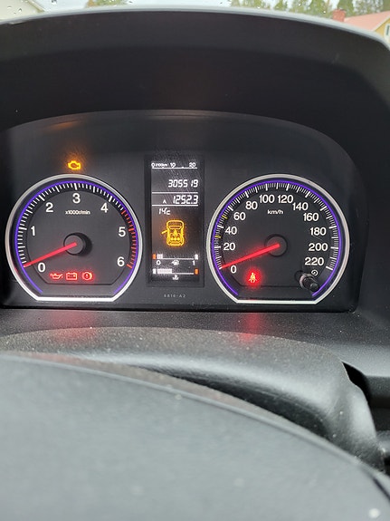 Honda CR-V 3 of 9
