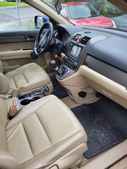 Honda CR-V 8 of 9