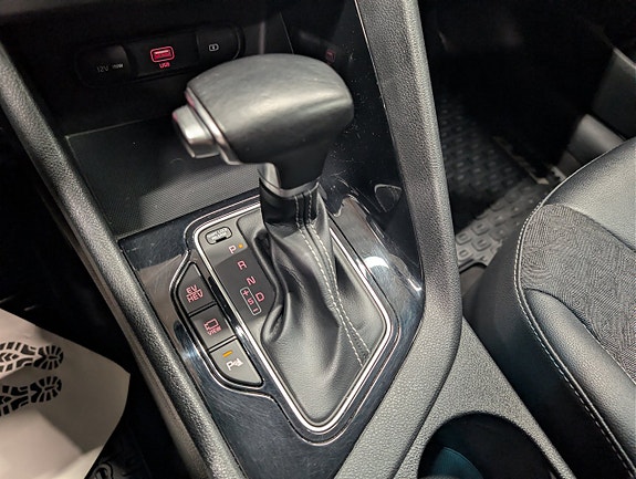 Kia Niro 11 of 12