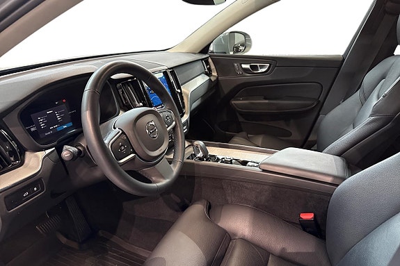 Volvo XC60 14 of 23
