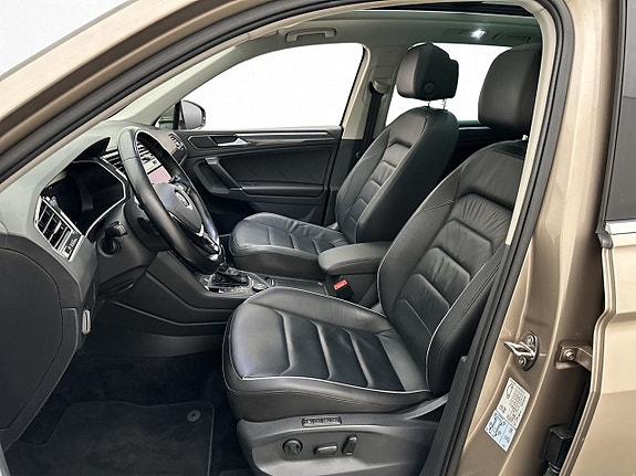 Volkswagen Tiguan 14 of 30
