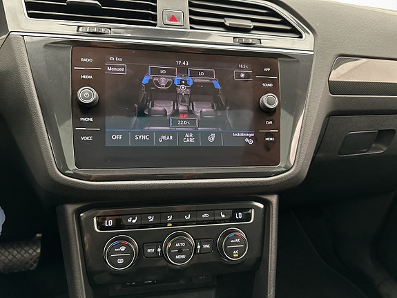 Volkswagen Tiguan 24 of 30