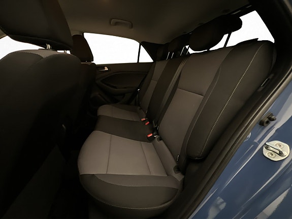 Hyundai i20 20 of 27