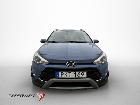 Hyundai i20 2 of 27