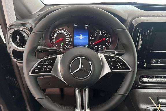 Mercedes-Benz Vito 119 6 of 17