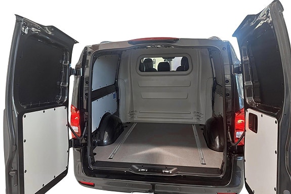 Mercedes-Benz Vito 119 16 of 17