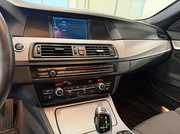BMW 525d 12 of 16