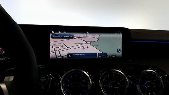 Mercedes-Benz CLA200 12 of 20