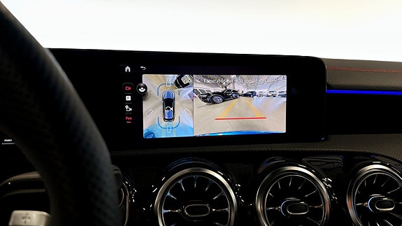Mercedes-Benz CLA200 15 of 20