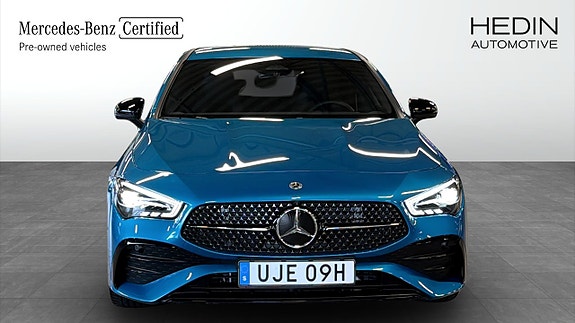 Mercedes-Benz CLA200 8 of 20