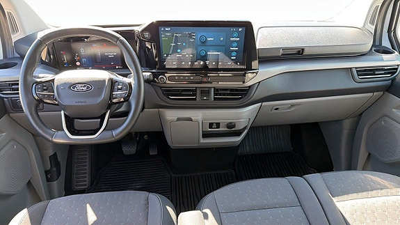 Ford Custom Tourneo 4 of 12