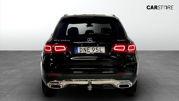 Mercedes-Benz GLC300 de 7 of 26