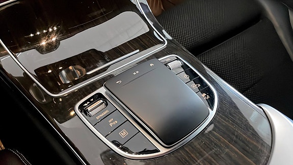 Mercedes-Benz GLC300 de 19 of 26