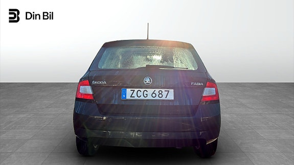 Skoda Fabia 5 of 12