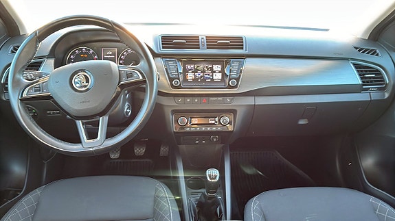 Skoda Fabia 10 of 12