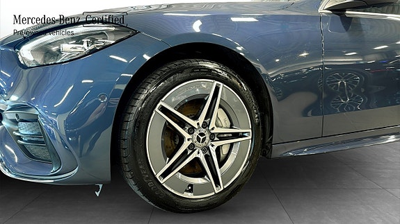 Mercedes-Benz C300 e 9 of 26