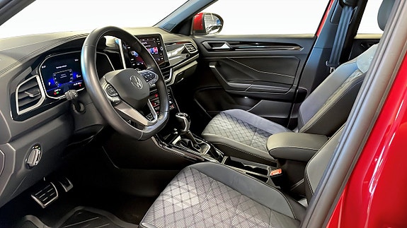 Volkswagen T-Roc 7 of 12