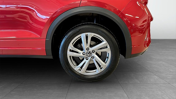 Volkswagen T-Roc 6 of 12