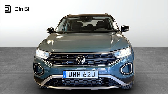 Volkswagen T-Roc 4 of 12