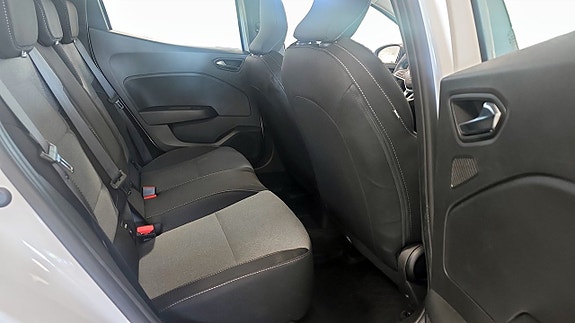Renault Clio 5 of 16