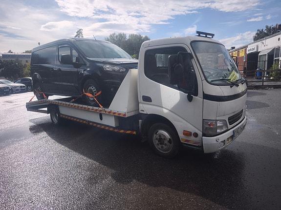 Toyota Dyna 3 of 5