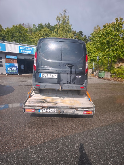 Toyota Dyna 4 of 5