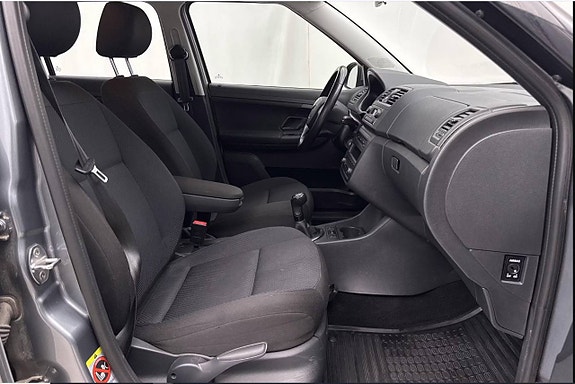 Skoda Fabia 6 of 16