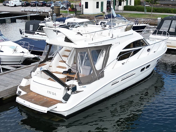 Sealine F42/5 4 of 28