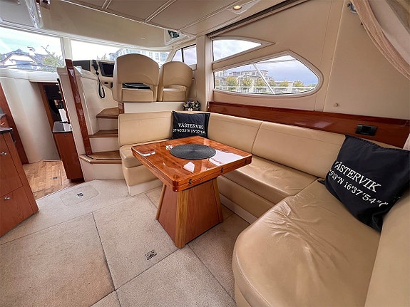 Sealine F42/5 15 of 28