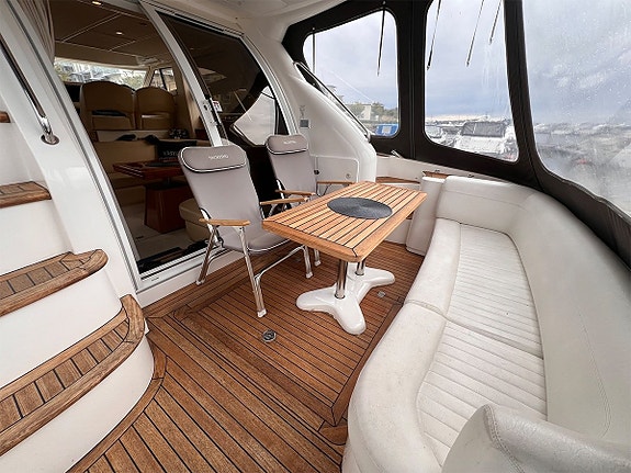 Sealine F42/5 12 of 28